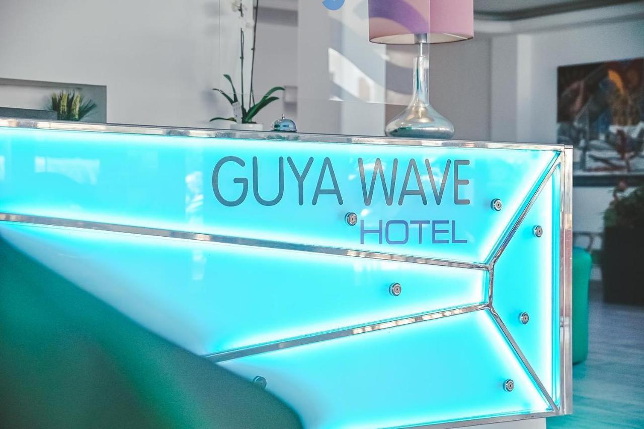 كالا راتخاذا Guya Wave Hotel (Adults Only) المظهر الخارجي الصورة